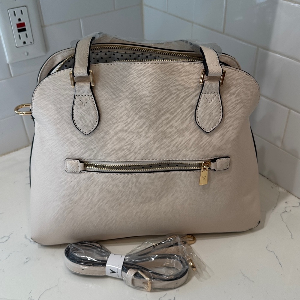 "NEW" Vanessa Williams The Lush Collection Off White Faux Leather Purse - Picture 5 of 6